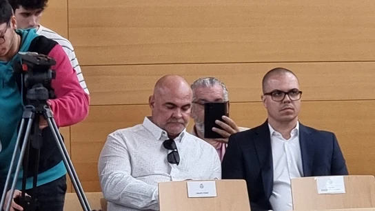 El 'Mediador' en el pleno extraordinario del Cabildo de Tenerife El 'Mediador' en el pleno extraordinario del Cabildo de Tenerife