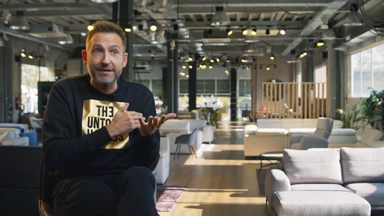 Frank Blanco recuerda cómo Penélope Cruz destapó su "cercanía" con Zapatero tras una broma telefónica en los Oscar Frank Blanco recuerda cómo Penélope Cruz destapó su "cercanía" con Zapatero tras una broma telefónica en los Oscar