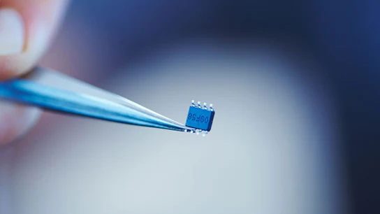 Broadcom instalará en España una planta de semiconductores que movilizará 900 millones de euros Broadcom instalará en España una planta de semiconductores que movilizará 900 millones de euros
