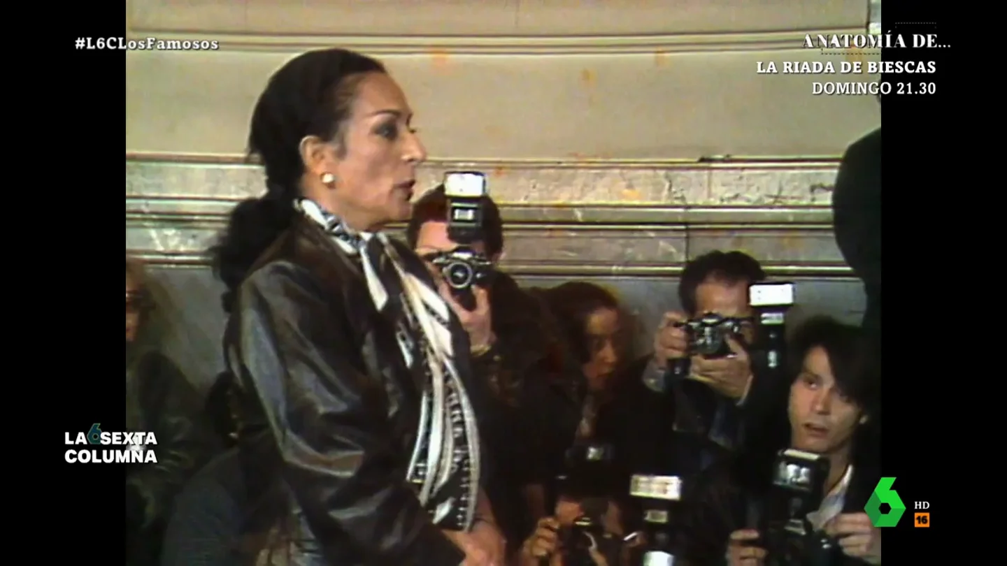 El fiscal del juicio a Lola Flores por defraudar a Hacienda se sincera 30 años después: "Fue escogida como ejemplo" El fiscal del juicio a Lola Flores por defraudar a Hacienda se sincera 30 años después: "Fue escogida como ejemplo"