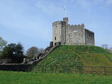 Castillo de Cardiff: ¿sabías que Enrique I encerró en este lugar al Duque de Normandía?