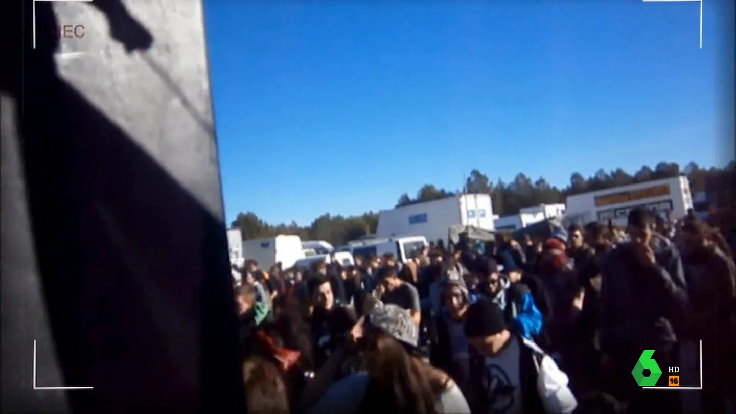 La 'rave' ilegal de Benagéber con 4.000 personas, una macrodiscoteca descontrolada: "La gente iba drogada" La 'rave' ilegal de Benagéber con 4.000 personas, una macrodiscoteca descontrolada: "La gente iba drogada"