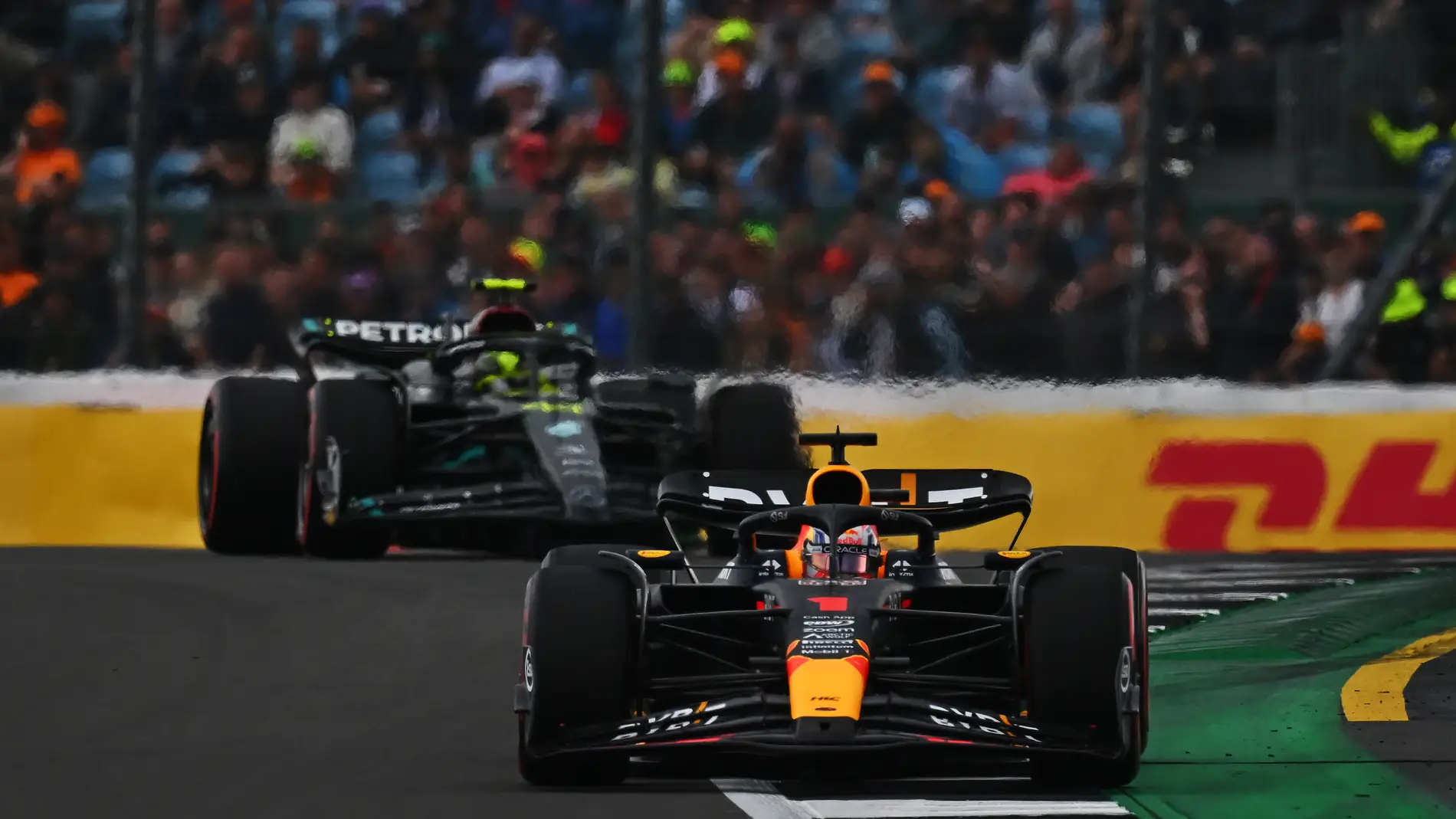 McLaren se cuela en la fiesta de Max Verstappen