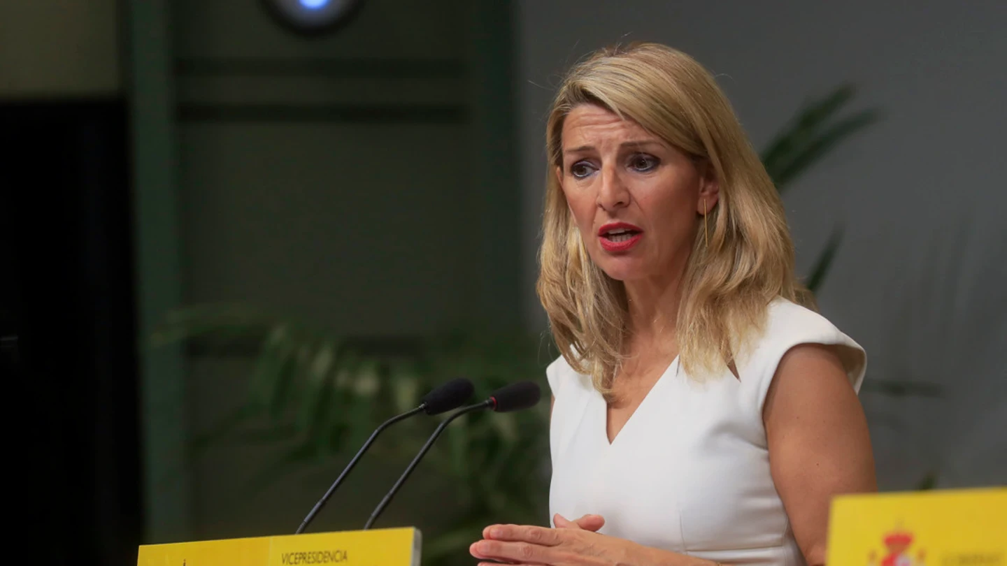 El Gobierno retira las medallas al Mérito en el Trabajo a Franco y a otros ocho altos cargos de la dictadura El Gobierno retira las medallas al Mérito en el Trabajo a Franco y a otros ocho altos cargos de la dictadura