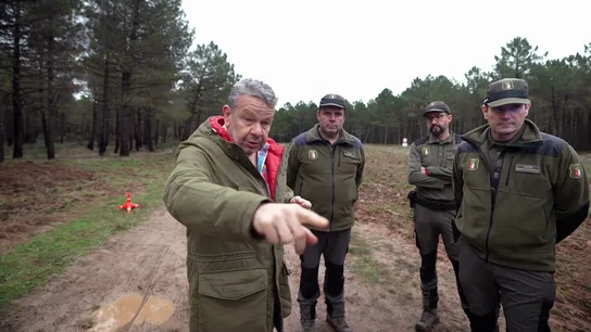 El enfado de Chicote al descubrir lo fácil que es colar setas ilegales: "A mí me lo llevas con esta etiqueta y lo doy por bueno" El enfado de Chicote al descubrir lo fácil que es colar setas ilegales: "A mí me lo llevas con esta etiqueta y lo doy por bueno"