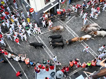 Sexto encierro de los sanfermines este miércoles en Pamplona, con toros de la ganadería de Jandilla, un recorrido limpio de dos minutos y 31 segundos de duración.