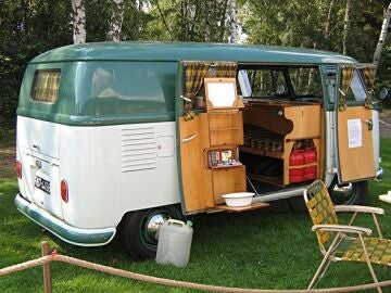 Caravana en un camping