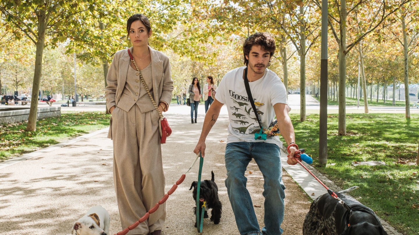 Margot y David provienen de mundos muy distintos, pero iniciarán una amistad para ayudarse mutuamente en 'Un cuento perfecto'.
