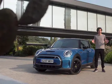 MINI Cooper SE: un coche 'juguetón' 100% eléctrico y con iniciativa verde MINI Cooper SE: un coche 'juguetón' 100% eléctrico y con iniciativa verde