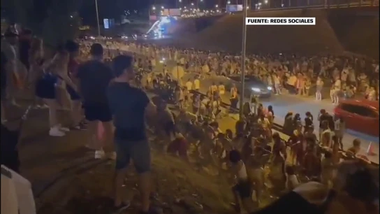 Aluvión de críticas a la organización del concierto de Harry Styles en Madrid por el caos y la mala gestión Aluvión de críticas a la organización del concierto de Harry Styles en Madrid por el caos y la mala gestión