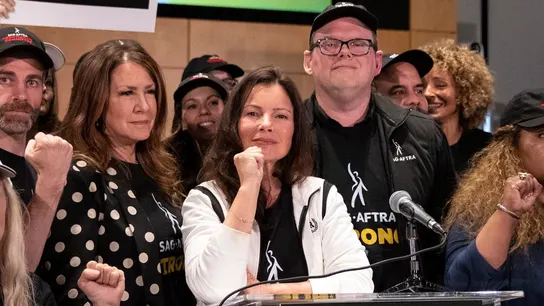 Fran Drescher, presidenta del Sindicato de Actores de Hollywood (SAG-AFTRA) durante el anuncio de la huelga. Fran Drescher, presidenta del Sindicato de Actores de Hollywood (SAG-AFTRA) durante el anuncio de la huelga.