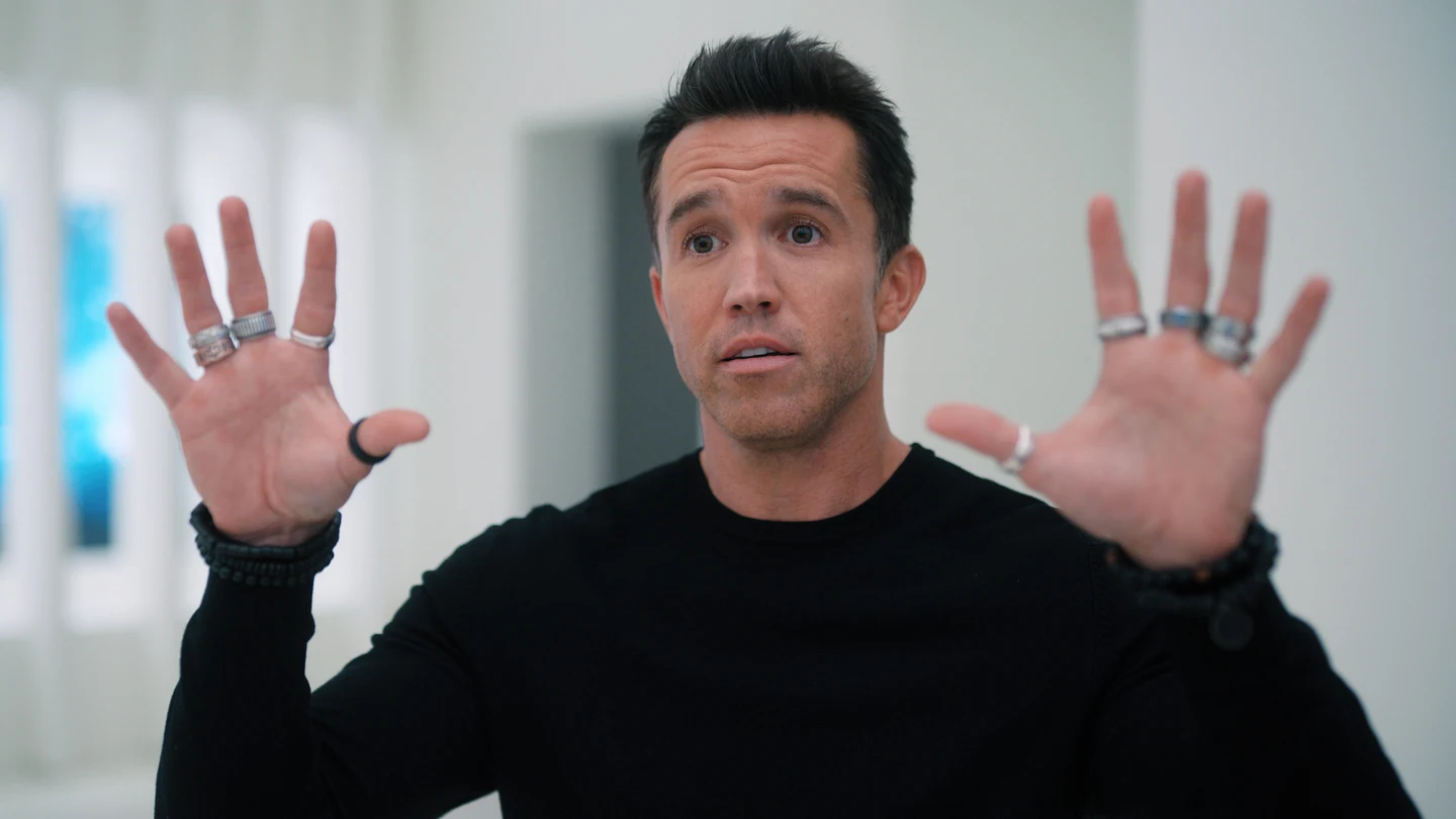 El actor Rob McElhenney, en una escena de la serie 'Mythic Quest'. El actor Rob McElhenney, en una escena de la serie 'Mythic Quest'.