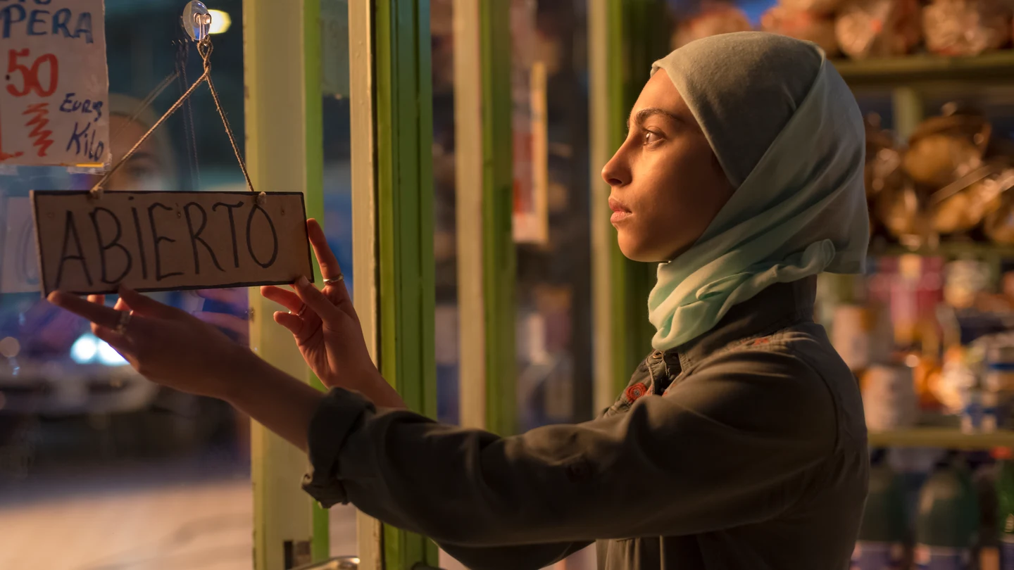 Mina el Hammani, en la imagen como Nadia en la primera temporada de 'Élite', regresa para la octava entrega. Mina el Hammani, en la imagen como Nadia en la primera temporada de 'Élite', regresa para la octava entrega.