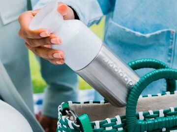 Botellas de agua para mantener el agua fresquita en verano