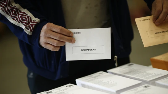 ¿A qué partidos va el voto en blanco en las elecciones generales? ¿A qué partidos va el voto en blanco en las elecciones generales?