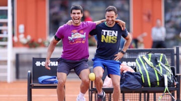 Carlos Alcaraz y Juanjo Moreno