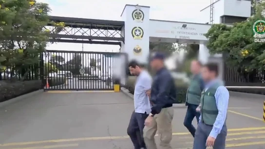 De derrochar 500.000 euros en el casino a ser repartidor en Colombia: la vida de Charly tras huir de España De derrochar 500.000 euros en el casino a ser repartidor en Colombia: la vida de Charly tras huir de España