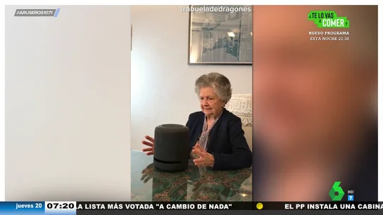 La divertida conversación de una abuela de 88 años con Alexa: "Nosotras somos amigas, tú me entiendes, ¿no, hija?" La divertida conversación de una abuela de 88 años con Alexa: "Nosotras somos amigas, tú me entiendes, ¿no, hija?"