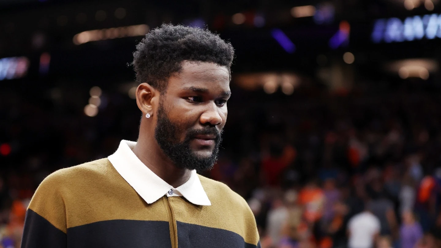 DeAndre Ayton, pívot de los Phoenix Suns DeAndre Ayton, pívot de los Phoenix Suns