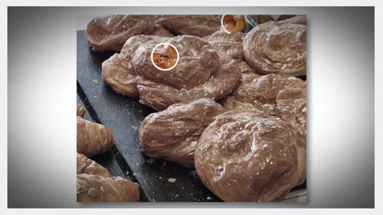 "A mi hijo le tuvieron que cambiar hasta tres veces el plato": familias de pacientes del HUCA desvelan la mala calidad de la cafetería "A mi hijo le tuvieron que cambiar hasta tres veces el plato": familias de pacientes del HUCA desvelan la mala calidad de la cafetería