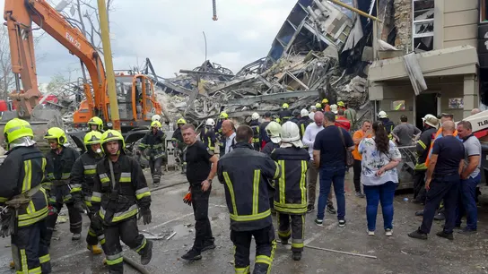 Las ciudades ucranianas de Odesa y Mikolaiv sufren bombardeos rusos nocturnos Las ciudades ucranianas de Odesa y Mikolaiv sufren bombardeos rusos nocturnos