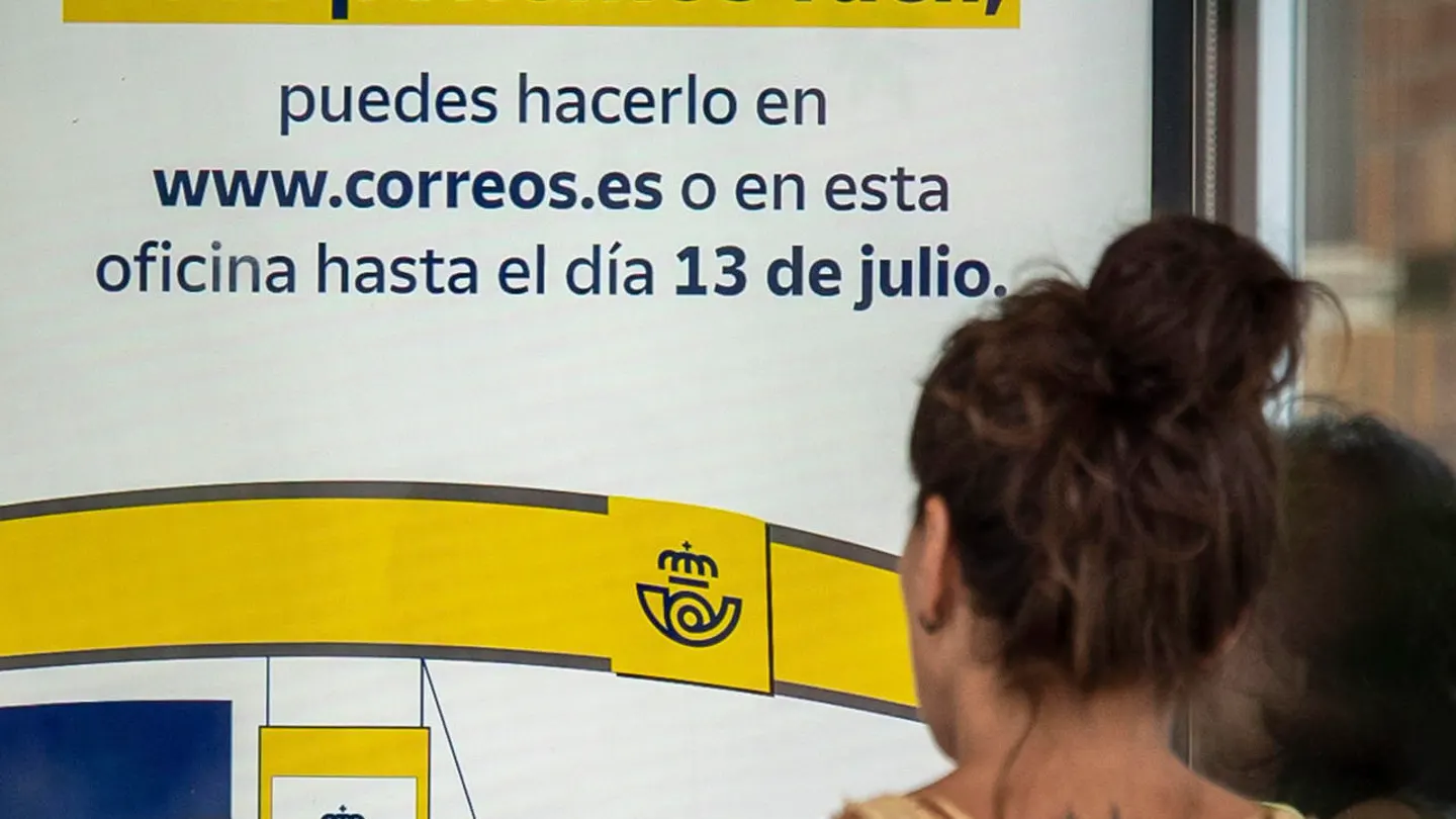 Imagen de archivo de una oficina de Correos. Imagen de archivo de una oficina de Correos.