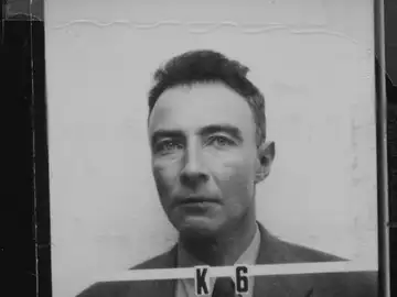 Quién fue J. Robert Oppenheimer y por qué creó la bomba atómica