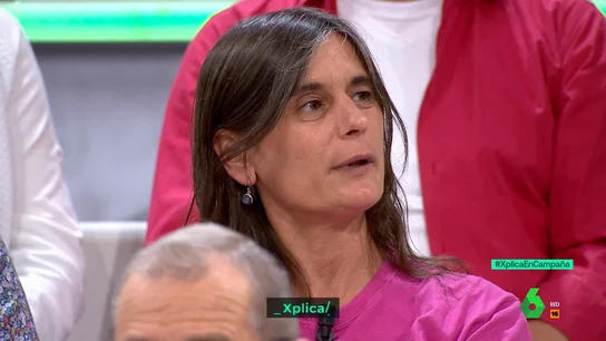 Elena, auxiliar de ayuda a domicilio Elena, auxiliar de ayuda a domicilio