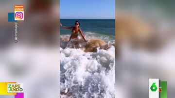 "Está divina hasta cayéndose": Dani Mateo, tras ver a Georgina Rodríguez derribada por una ola en la playa