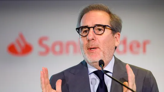 El consejero delegado del Banco Santander, Héctor Grisi, durante la rueda de prensa. El consejero delegado del Banco Santander, Héctor Grisi, durante la rueda de prensa.
