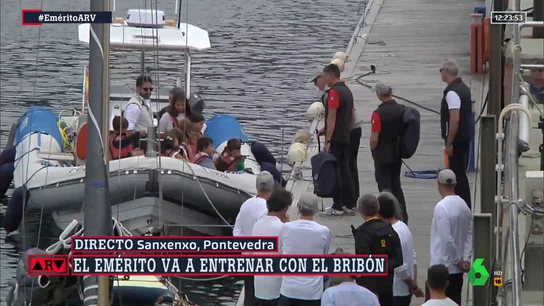 El rey emérito se desplaza al Club Náutico de Sanxenxo a entrenar para las regatas El rey emérito se desplaza al Club Náutico de Sanxenxo a entrenar para las regatas
