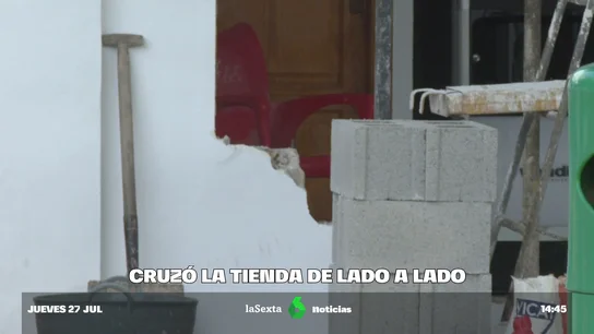 Un muerto y una herida al empotrarse un coche contra una gasolinera en Poble Nou de Benitatxell (Alicante) Un muerto y una herida al empotrarse un coche contra una gasolinera en Poble Nou de Benitatxell (Alicante)