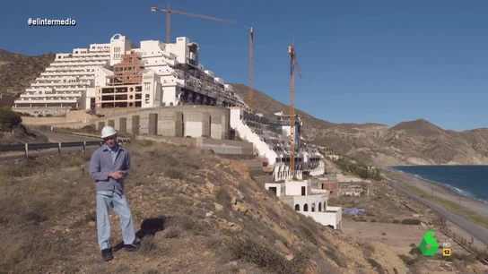 El Algarrobico o cómo unos constructores pormishuevistas se pasaron todas las leyes por el forro del bañador El Algarrobico o cómo unos constructores pormishuevistas se pasaron todas las leyes por el forro del bañador