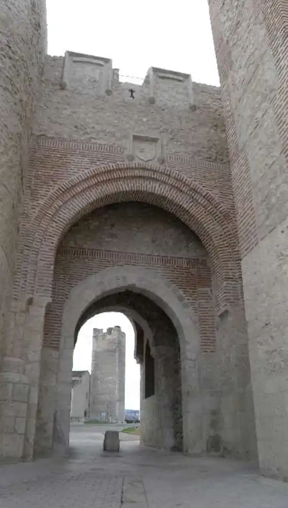 Puerta de San Basilio. Cuéllar