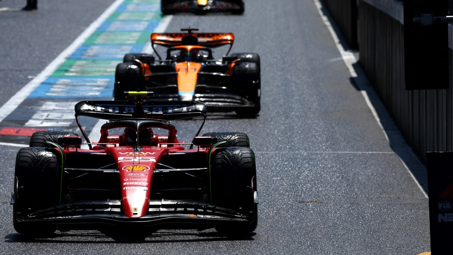 Carlos Sainz, por delante de Oscar Piastri Carlos Sainz, por delante de Oscar Piastri