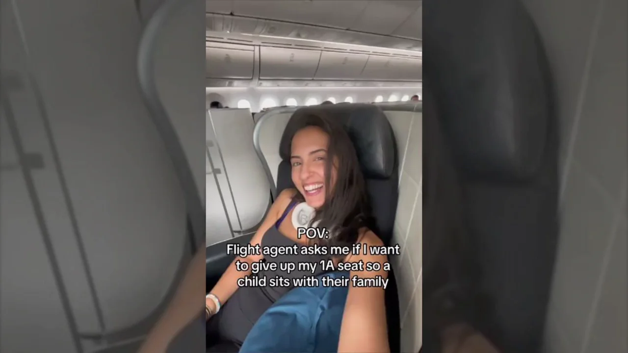 Una pasajera se niega a ceder el asiento en primera clase de un vuelo a una familia para que pueda sentarse junta Una pasajera se niega a ceder el asiento en primera clase de un vuelo a una familia para que pueda sentarse junta