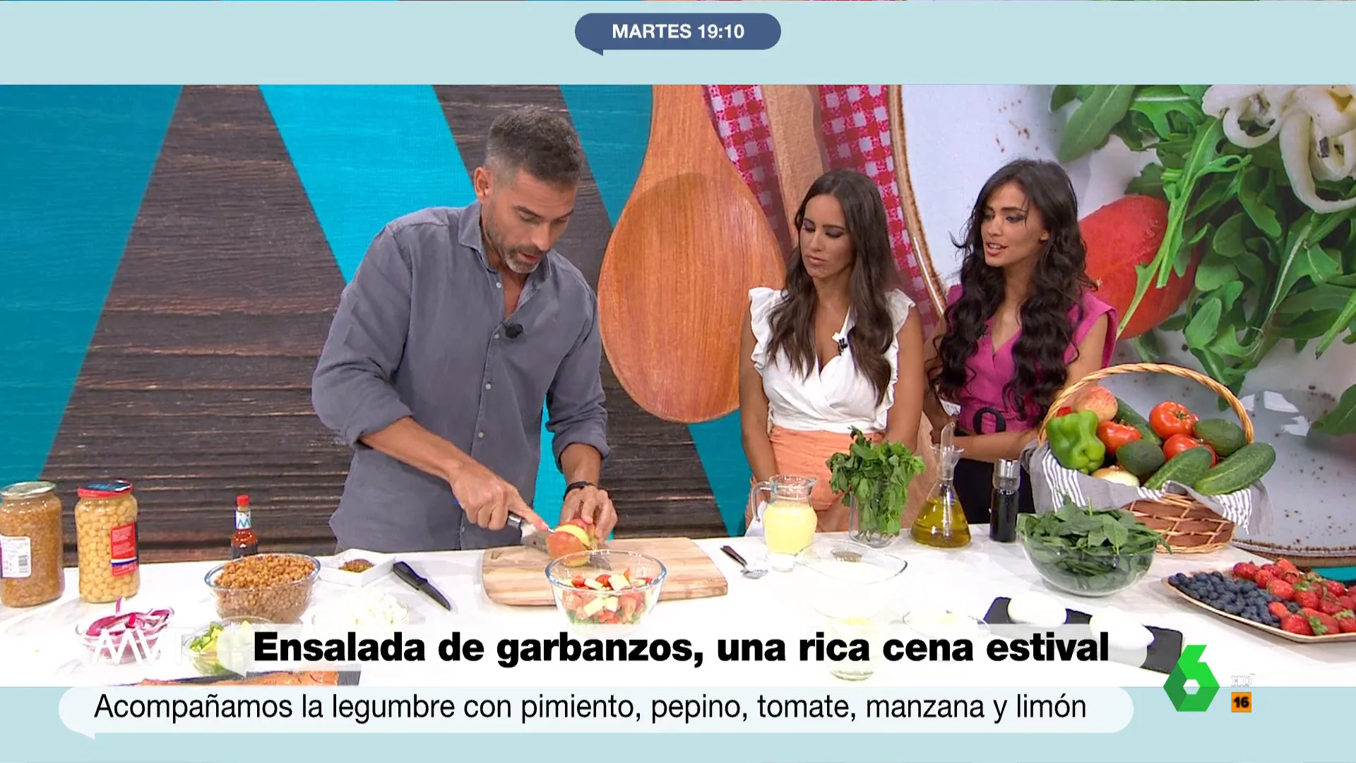 Tres ensaladas en cinco minutos: tres recetas de Pablo Ojeda perfectas para las noches de verano