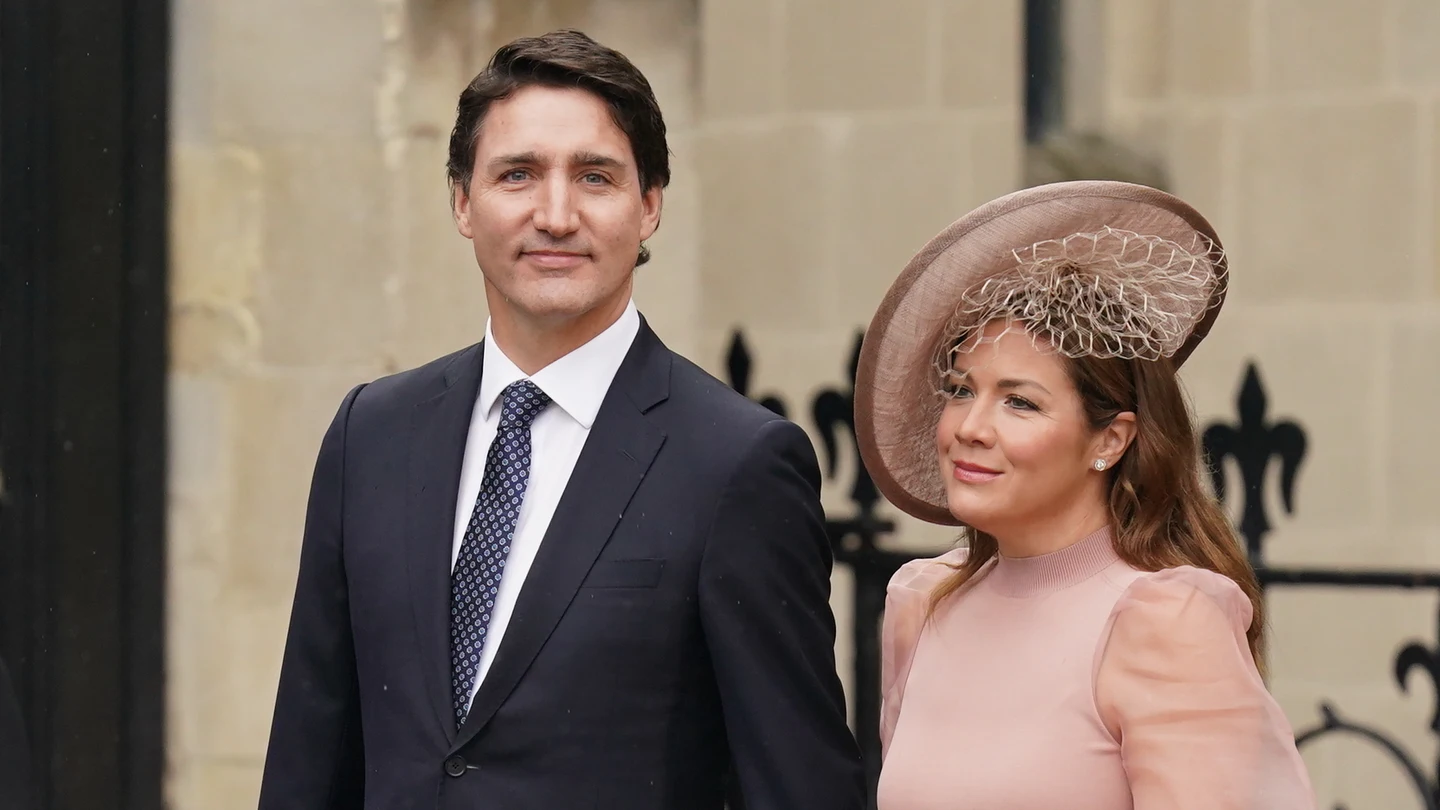 Justin Trudeau y Sophie Grégoire, en la coronación de Carlos III de Inglaterra Justin Trudeau y Sophie Grégoire, en la coronación de Carlos III de Inglaterra