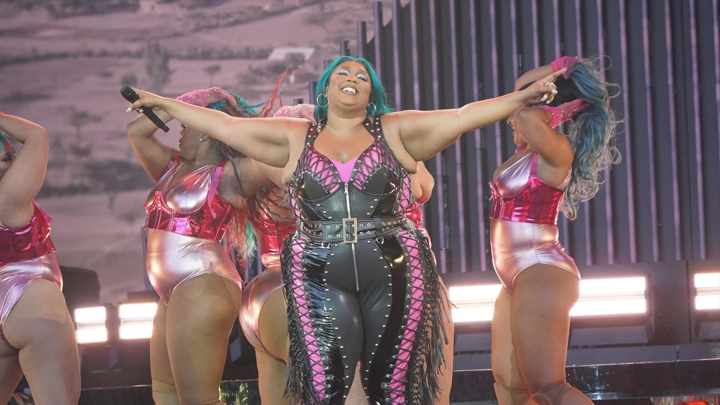 Lizzo rompe su silencio sobre la denuncia de sus exbailarinas: "No soy la villana que han pintado" Lizzo rompe su silencio sobre la denuncia de sus exbailarinas: "No soy la villana que han pintado"