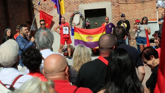Homenaje a las Trece Rosas en el Cementerio de la Almudena en el 84 aniversario de su fusilamiento por parte del franquismo Homenaje a las Trece Rosas en el Cementerio de la Almudena en el 84 aniversario de su fusilamiento por parte del franquismo