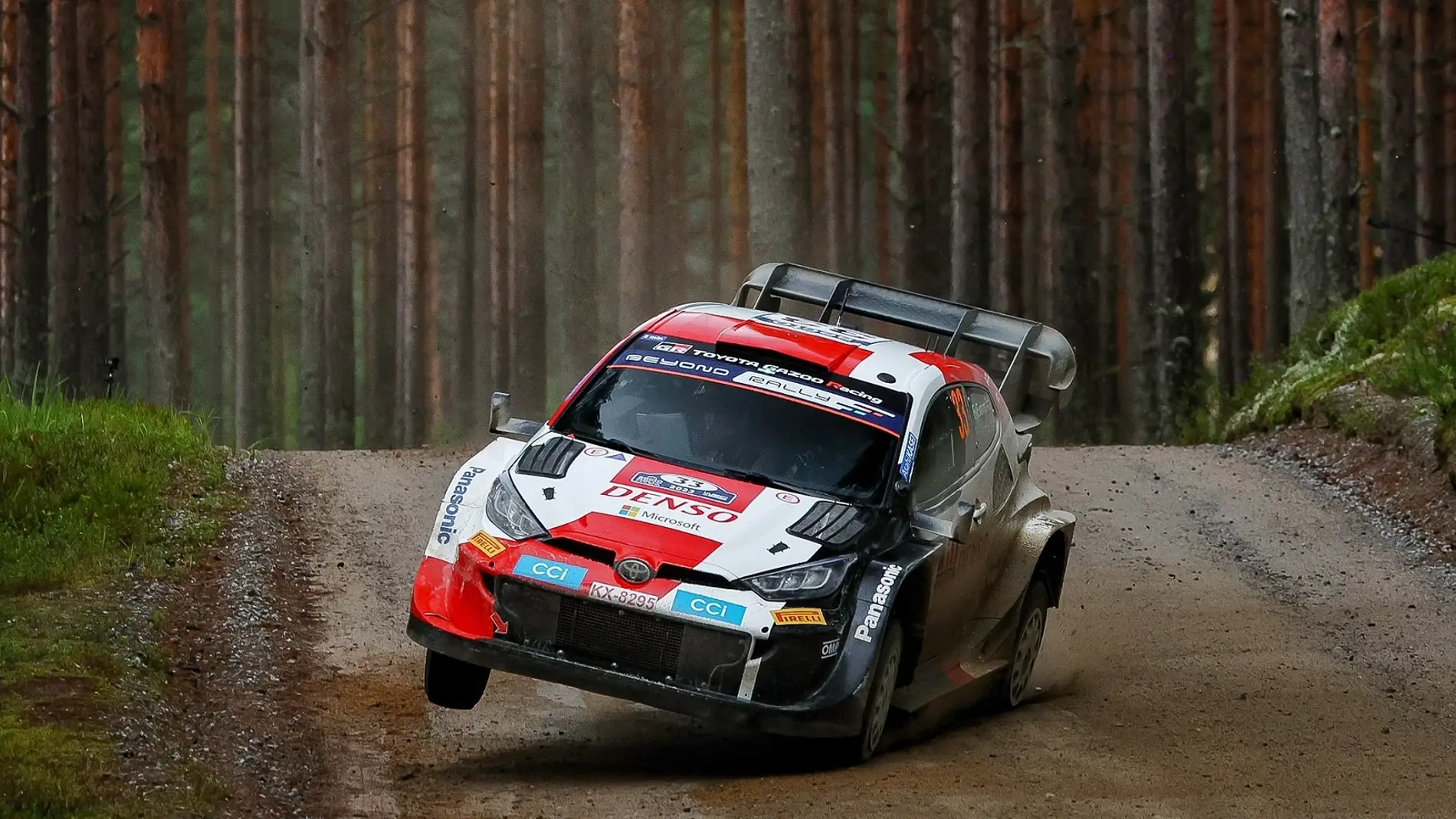 Elfyn Evans gana en Finlandia y da un mordisco al Mundial Elfyn Evans gana en Finlandia y da un mordisco al Mundial
