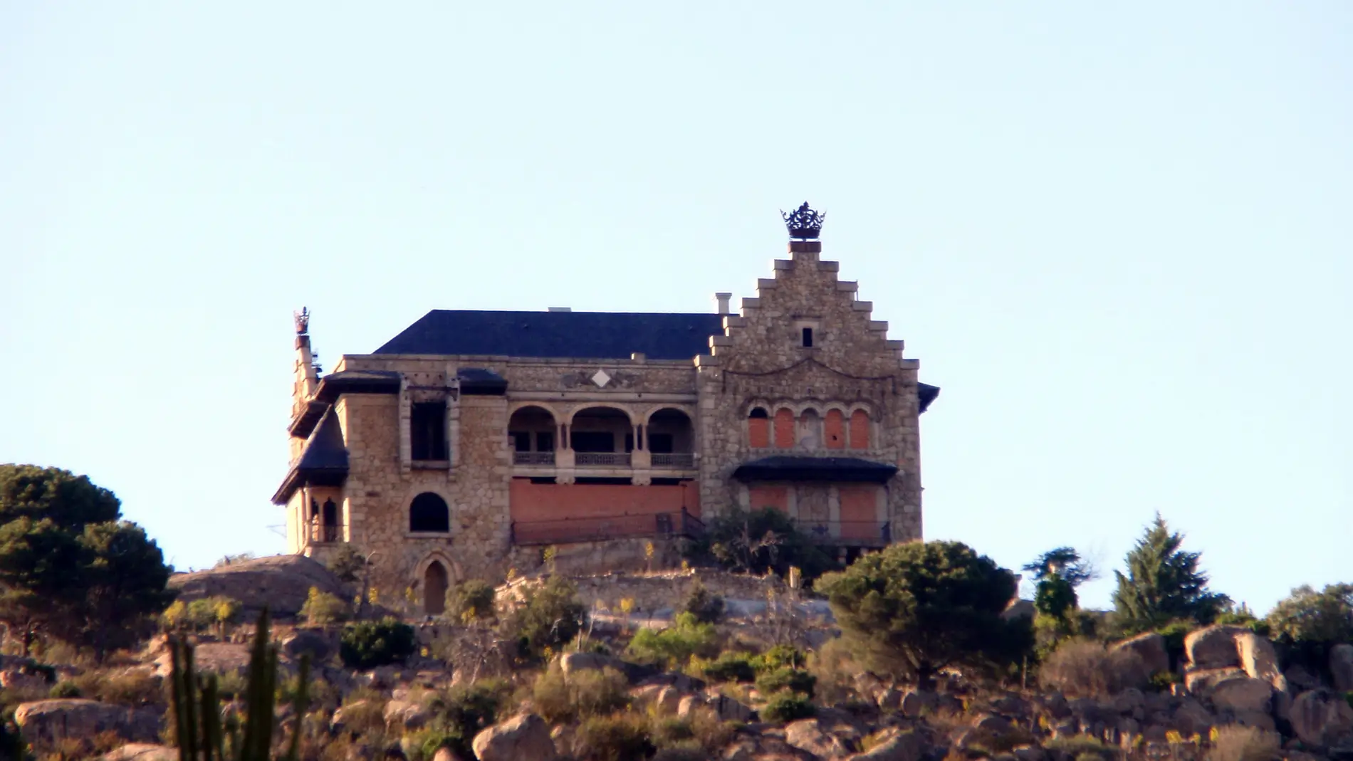 Palacio Canto del Pico