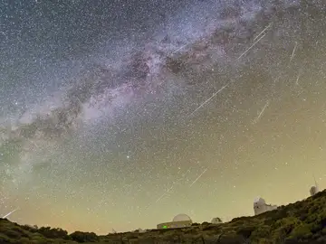 Perseidas captadas desde el Observatorio del Teide Perseidas captadas desde el Observatorio del Teide