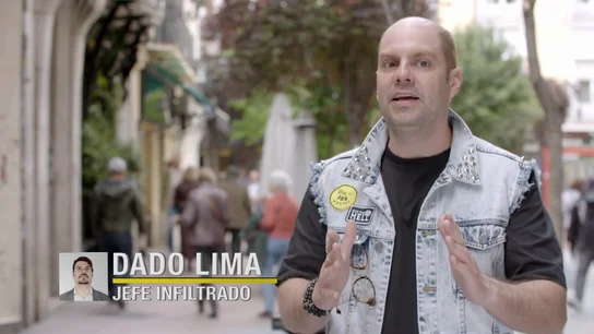 El jefe infiltrado de Toro Burger descubre que una camarera cobra de más a los clientes de manera habitual por un servicio gratuito El jefe infiltrado de Toro Burger descubre que una camarera cobra de más a los clientes de manera habitual por un servicio gratuito