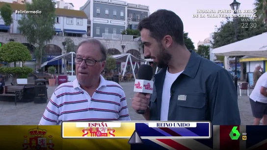 La respuesta de Isma Juárez a un gibraltareño que no quiere saber nada de España: "Es tan inglés que se lava los dientes con té" La respuesta de Isma Juárez a un gibraltareño que no quiere saber nada de España: "Es tan inglés que se lava los dientes con té"