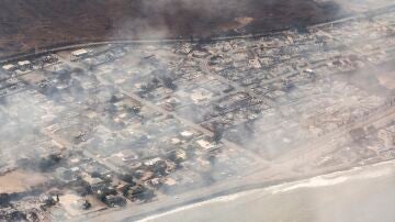 Al menos seis muertos por los incendios forestales que asolan Hawai