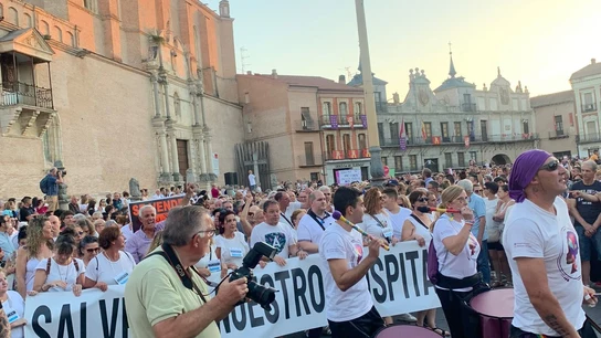 Marea blanca en Medina del Campo (Valladolid): protestas en las calles para denunciar el desmantelamiento del hospital Marea blanca en Medina del Campo (Valladolid): protestas en las calles para denunciar el desmantelamiento del hospital