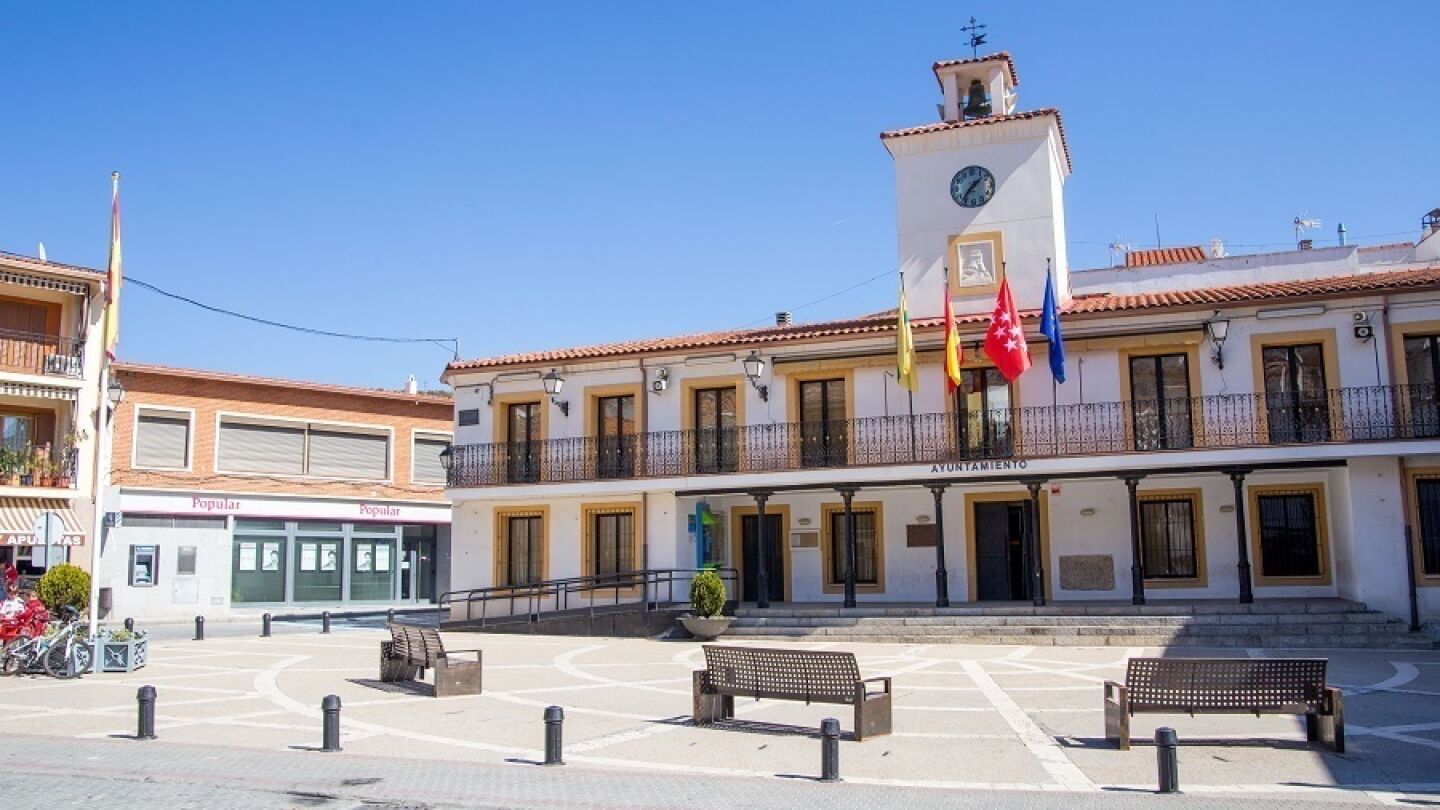 Imagen de archivo del Ayuntamiento de Perales de Taju&ntilde;a, en Madrid