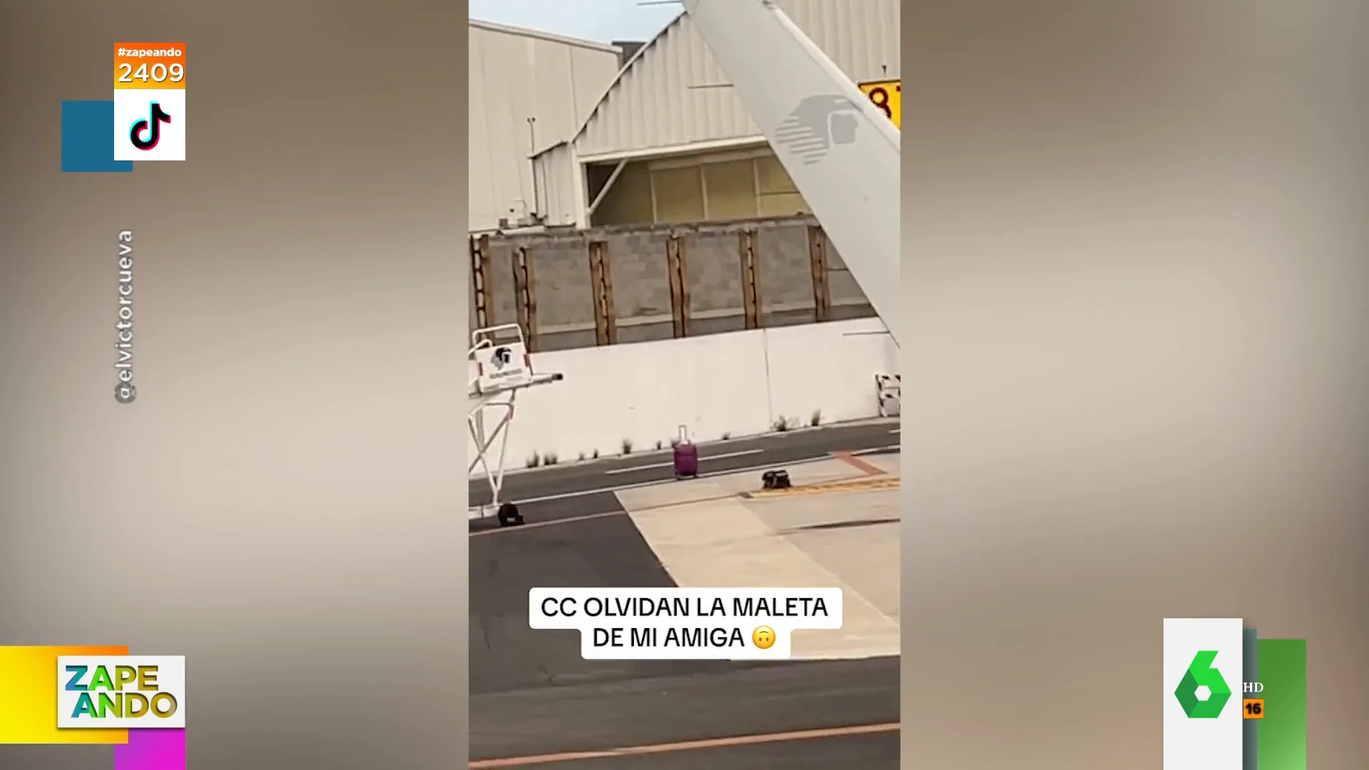 El momento más surrealista de una pasajera de un vuelo que ve cómo olvidan su maleta en la pista de aterrizaje