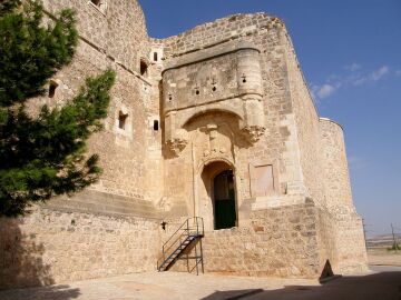 Castillo de Garcimu&ntilde;oz